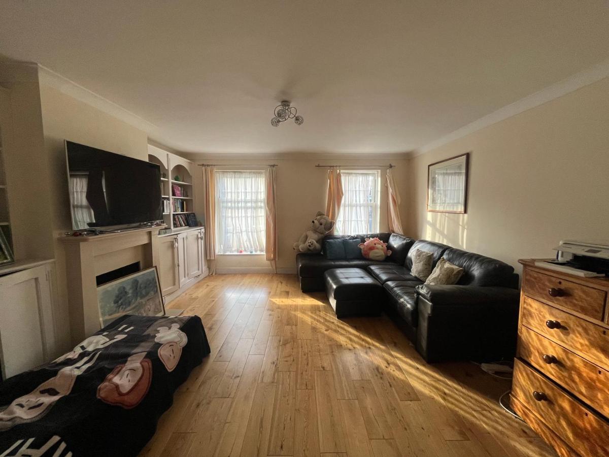 Close To Wimbledon Tennis * Londra